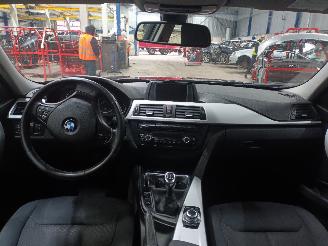 BMW 3-serie 3 serie Touring (F31) Combi 318d 2.0 16V (N47-D20C) [105kW]  (11-2012/=
06-2015) picture 5