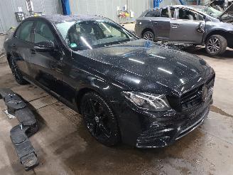Mercedes E-klasse E (W213) Sedan E-220d 2.0 Turbo 16V (OM654.920) [120kW]  (01-2016/10-2=
023) picture 2