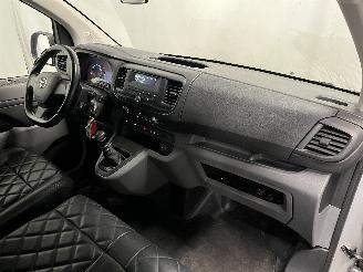 Toyota ProAce ProAce Van 1.6 D-4D 115 16V (3WZHV) [85kW]  (02-2016/04-2020) picture 16