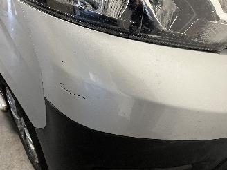 Toyota ProAce ProAce Van 1.6 D-4D 115 16V (3WZHV) [85kW]  (02-2016/04-2020) picture 8