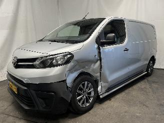 Toyota ProAce ProAce Van 1.6 D-4D 115 16V (3WZHV) [85kW]  (02-2016/04-2020) picture 3