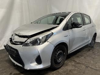 Toyota Yaris Yaris III (P13) Hatchback 1.5 16V Hybrid (1NZ-FXE) [74kW]  (03-2012/09=
-2020) picture 2