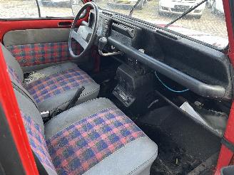 Renault 4 4 Hatchback 5-drs 1.1 GTL (688-712(688-D7)) [25kW]  (06-1978/06-1990) picture 16