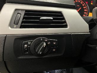 BMW 3-serie 3 serie (E90) Sedan 320i 16V (N43-B20A) [125kW]  (09-2007/10-2011) picture 21