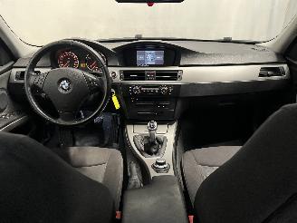 BMW 3-serie 3 serie (E90) Sedan 320i 16V (N43-B20A) [125kW]  (09-2007/10-2011) picture 13