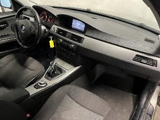 BMW 3-serie 3 serie (E90) Sedan 320i 16V (N43-B20A) [125kW]  (09-2007/10-2011) picture 11
