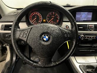 BMW 3-serie 3 serie (E90) Sedan 320i 16V (N43-B20A) [125kW]  (09-2007/10-2011) picture 15