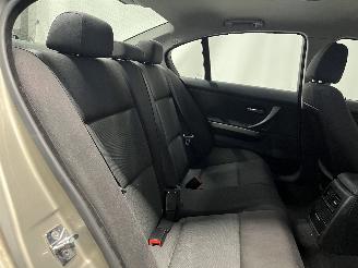 BMW 3-serie 3 serie (E90) Sedan 320i 16V (N43-B20A) [125kW]  (09-2007/10-2011) picture 12