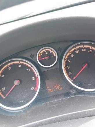Opel Corsa Corsa D Hatchback 1.3 CDTi 16V ecoFLEX (A13DTE(Euro 5)) [70kW]  (06-20=
10/08-2014) picture 2