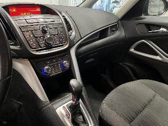 Opel Zafira Zafira Tourer (P12) MPV 1.4 Turbo 16V EcoFLEX (A14NET(Euro 5)) [103kW]=
  (10-2011/05-2018) picture 16