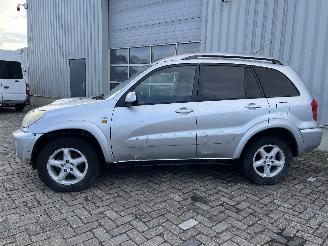 Toyota Rav-4 RAV4 (A2) Terreinwagen 2.0 D-4D 16V 4x4 (1CD-FTV) [85kW]  (05-2001/11-=
2005) picture 3