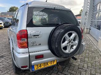 Toyota Rav-4 RAV4 (A2) Terreinwagen 2.0 D-4D 16V 4x4 (1CD-FTV) [85kW]  (05-2001/11-=
2005) picture 7