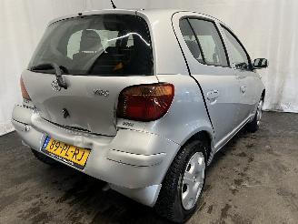 Toyota Yaris Yaris (P1) Hatchback 1.3 16V VVT-i (2SZFE) [64kW]  (04-2002/09-2005) picture 5