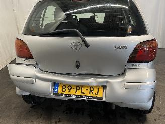 Toyota Yaris Yaris (P1) Hatchback 1.3 16V VVT-i (2SZFE) [64kW]  (04-2002/09-2005) picture 10
