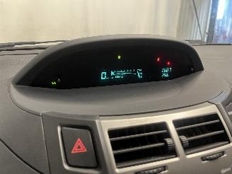 Toyota Yaris Yaris II (P9) Hatchback 1.33 16V Dual VVT-I (1NRFE) [74kW]  (11-2008/1=
2-2011) picture 25