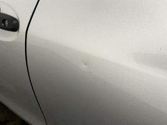 Toyota Yaris Yaris II (P9) Hatchback 1.33 16V Dual VVT-I (1NRFE) [74kW]  (11-2008/1=
2-2011) picture 18