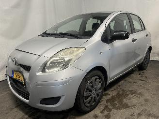 Toyota Yaris Yaris II (P9) Hatchback 1.33 16V Dual VVT-I (1NRFE) [74kW]  (11-2008/1=
2-2011) picture 3