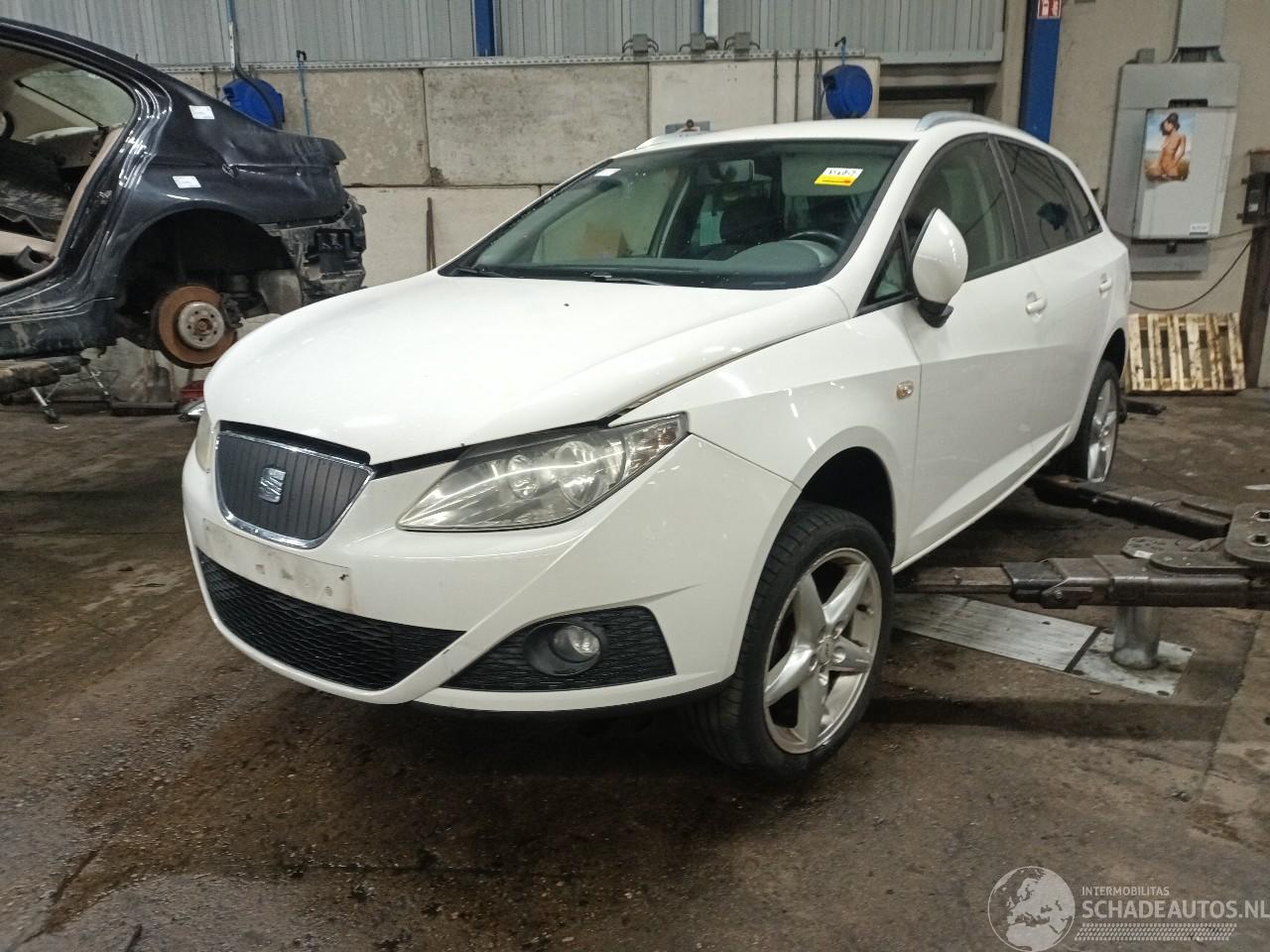 Seat Ibiza Ibiza ST (6J8) Combi 1.2 TDI Ecomotive (CFWA) [55kW]  (04-2010/05-2015=
)