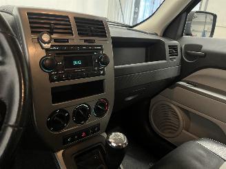 Jeep Patriot Patriot (MK74) SUV 2.4 16V 4x4 (ERZ) [125kW]  (01-2008/12-2017) picture 14