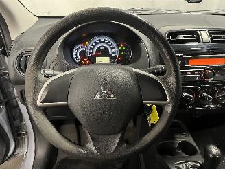 Mitsubishi Space-star Space Star (A0) Hatchback 1.0 12V (3A90(Euro 5)) [52kW]  (05-2012/...)= picture 17