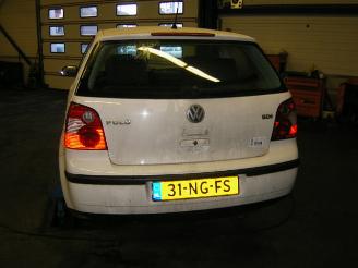 Volkswagen Polo (9n1/2/3) hatchback 1.9 sdi (asy)  (09-2001/06-2005) picture 4