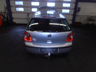 Volkswagen Polo (9n1/2/3) hatchback 1.9 sdi (asy)  (09-2001/06-2005) picture 2