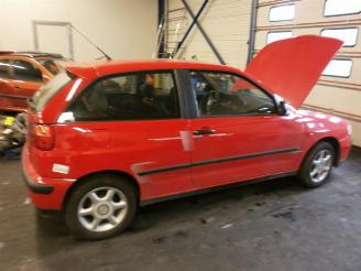 Seat Ibiza ii facelift (6k1) hatchback 1.6 (alm)  (08-1999/02-2002) picture 1