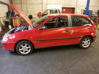 Seat Ibiza ii facelift (6k1) hatchback 1.6 (alm)  (08-1999/02-2002) picture 3