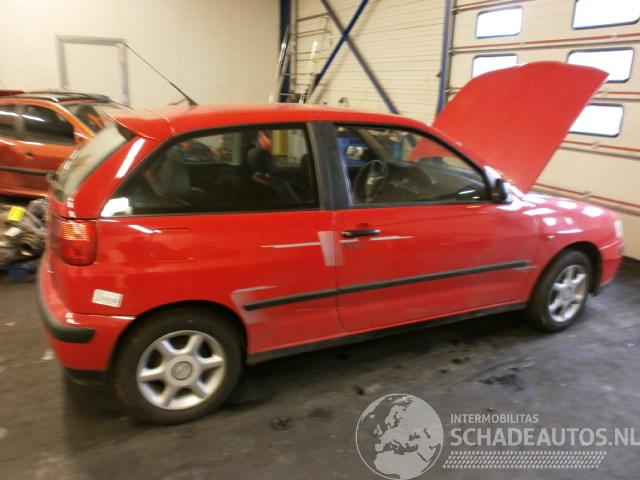 Seat Ibiza ii facelift (6k1) hatchback 1.6 (alm)  (08-1999/02-2002)