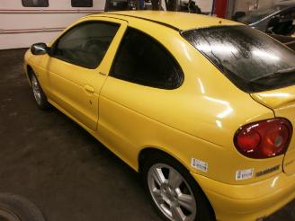 Renault Mégane coup? (da) coup? 2.0 ide 16v (f5r-740)  (11-1999/08-2003) picture 3