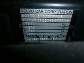 Volvo V-40 (vw) 1.9 16v t4 (b4194t)  (06-1997/07-1999) picture 4