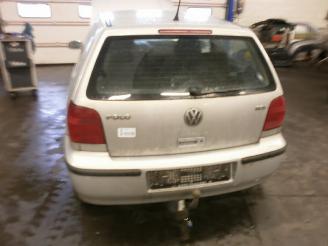 Volkswagen Polo (6n2) hatchback 1.9 sdi (agd)  (10-1999/09-2001) picture 2