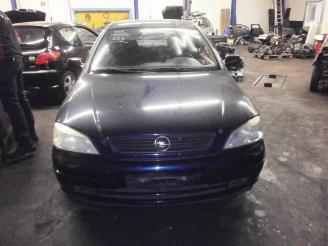 Opel Astra g hatchback 1.6 16v (x16xel)  (02-1998/09-2000) picture 1