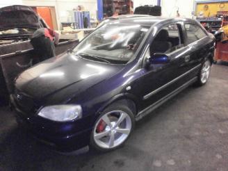Opel Astra g hatchback 1.6 16v (x16xel)  (02-1998/09-2000) picture 2