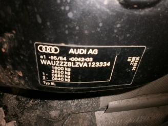 Audi A3 (8l) hatchback 1.6 (aeh)  (09-1996/06-2001) picture 5
