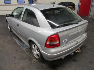 Opel Astra g hatchback 1.6 (x16szr)  (02-1998/06-2001) picture 3