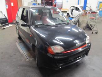 Fiat Seicento (187) hatchback 1.1 spi sporting (176.b.2000)  (04-1998/12-2003) picture 2