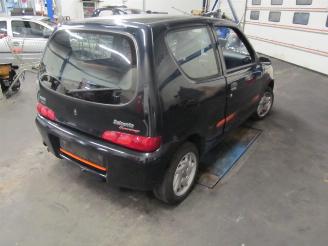 Fiat Seicento (187) hatchback 1.1 spi sporting (176.b.2000)  (04-1998/12-2003) picture 4