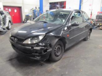 Peugeot 206 (2a/c/h/j/s) hatchback 1.4 xr,xs,xt,gentry (tu3jp(kfx))  (10-1998/07-2000) picture 1