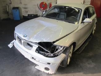 BMW 1-serie (e87/87n) 5-drs. 2.0 16v (n20-b20b  (03-2003/09-2012) picture 1