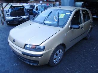 Fiat Punto ii (188) hatchback 1.2 16v 80 (188.a.5000)  (05-1999/07-2003) picture 1