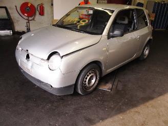 Volkswagen Lupo (6x1) hatchback 1.2 tdi 3l (any)  (06-1999/11-2000) picture 1
