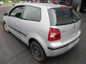 Volkswagen Polo (9n1/2/3) hatchback 1.2 12v (azq)  (11-2001/04-2005) picture 3