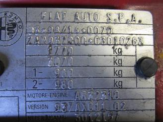 Alfa Romeo 147 (937) hatchback 2.0 twin spark 16v (ar32.310)  (10-2000/09-2002) picture 5