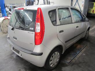 Mitsubishi Colt  picture 4