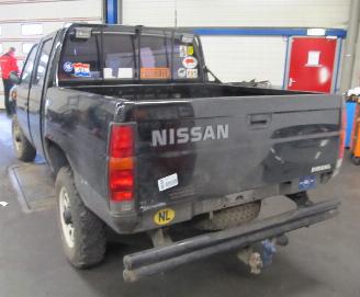 Nissan King cab  picture 4