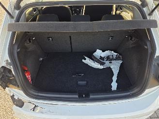 Volkswagen Polo 1.0 TSI Life picture 15