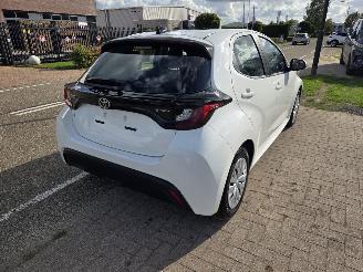 Toyota Yaris Hybrid picture 5