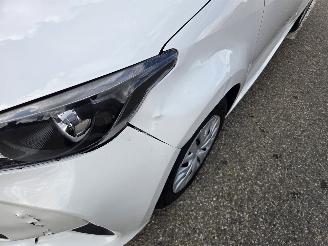 Toyota Yaris Hybrid picture 11
