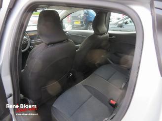 Renault Clio 1.0 TCe 90 Equilibre picture 11